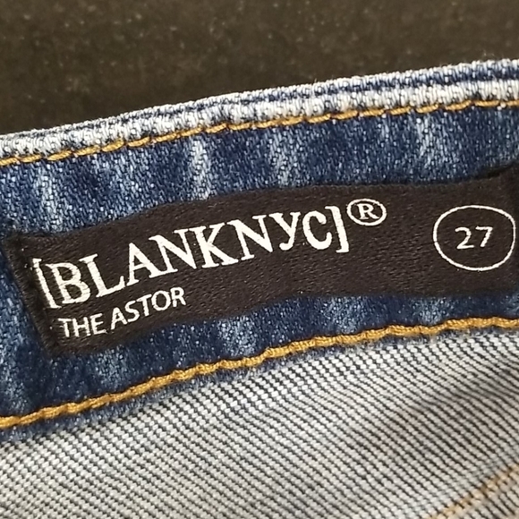 💕BLANKNYC💕 Astor Cut Off Shorts Sun Rainbow Embroidered Denim Raw Hem 27 NWT - Picture 8 of 13
